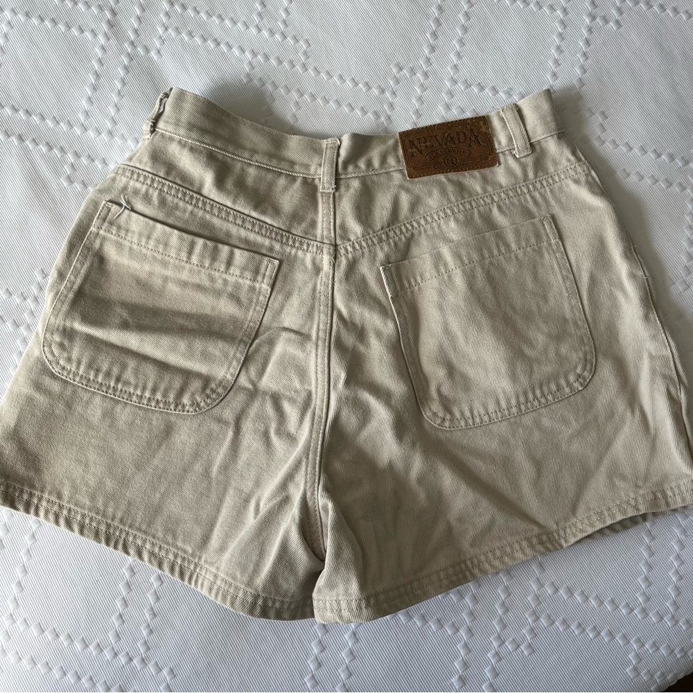 Nevada Beige Shorts